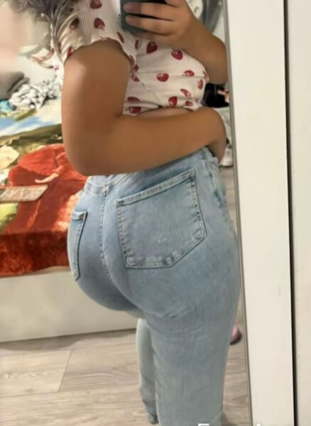 Servicii totale, suntem 2 fete