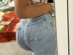 Servicii totale, suntem 2 fete